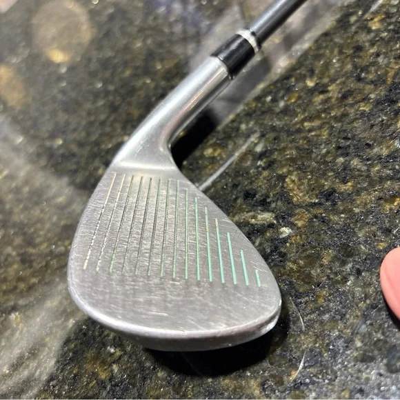 Nike NDS PW Fujikura NDS Regular Flex Graphite Pitching Wedge LH - Picture 3 of 9